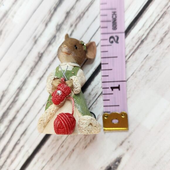 Vintage Enesco "Tails With Heart" Priscilla's Mouse Tales Collection - Picture 7 of 7